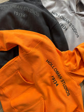 Holloman studios hoodie (ash black)