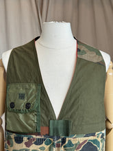 Mixed camo cargo pocket vest