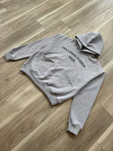 Holloman studios hoodie (cement)