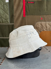 Sailors pants bucket hat