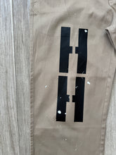 HH printed khaki pant