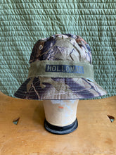 Holloman leaf camo nylon bucket hat