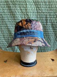 Holloman leaf camo nylon bucket hat